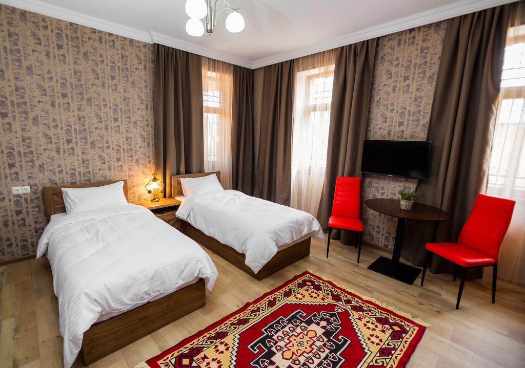 Metekhi'S Galavani Hotel Tiflis Habitación foto